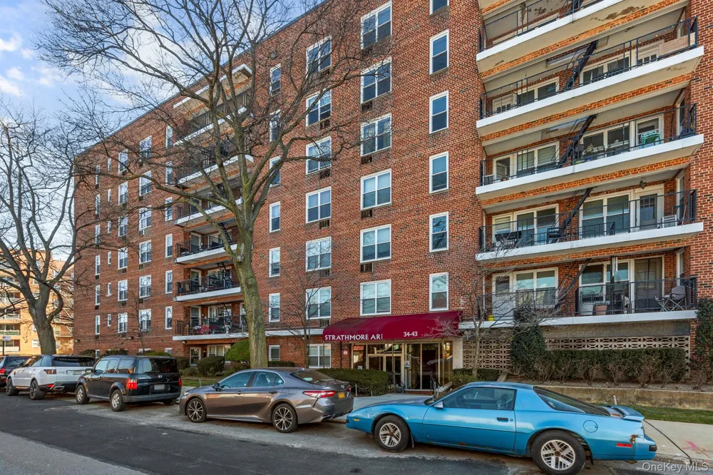 60th Street 34th Avenue #6D Woodside, NY 11377