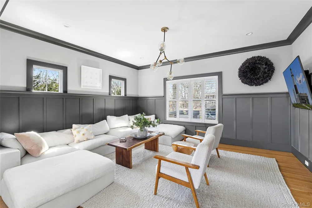 64 Hazelwood Avenue Westhampton Beach, NY 11978