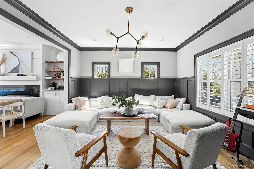 64 Hazelwood Avenue Westhampton Beach, NY 11978