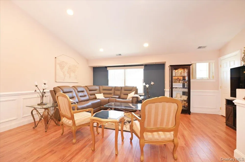 80 Morley Circle Melville, NY 11747