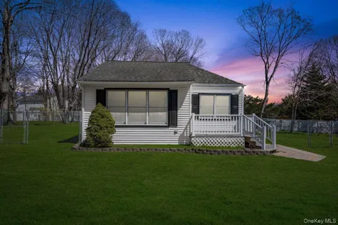 819 Canal Road