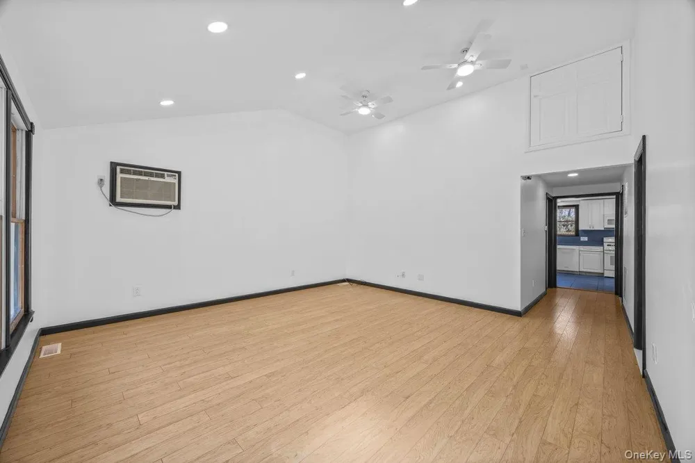 819 Canal Road Mount Sinai, NY 11766