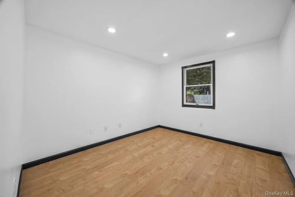 819 Canal Road Mount Sinai, NY 11766