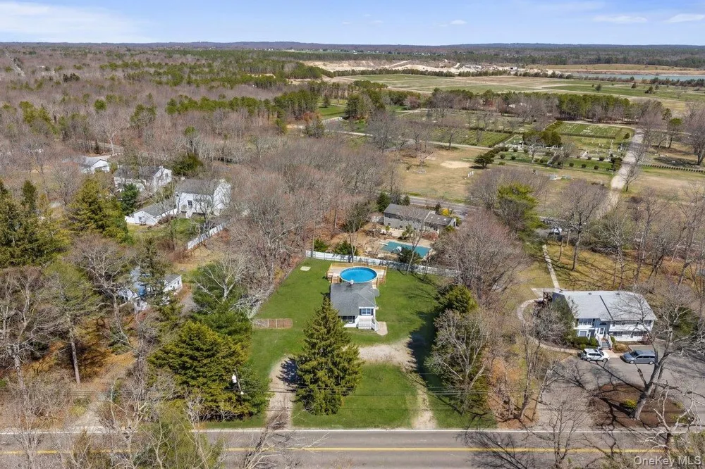 819 Canal Road Mount Sinai, NY 11766