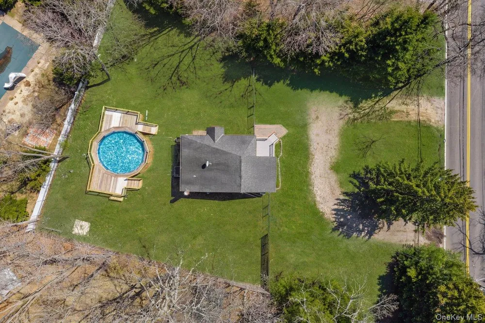 819 Canal Road Mount Sinai, NY 11766