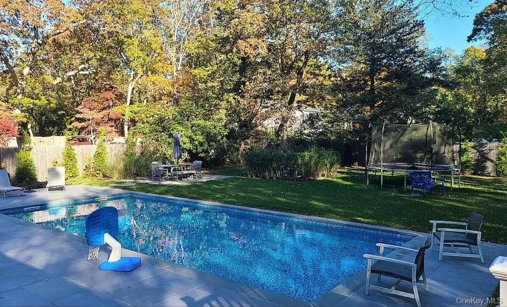 870 Noyack Road Southampton, NY 11968