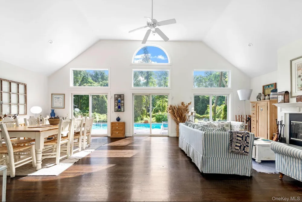 20 Cutter Court East Hampton, NY 11937