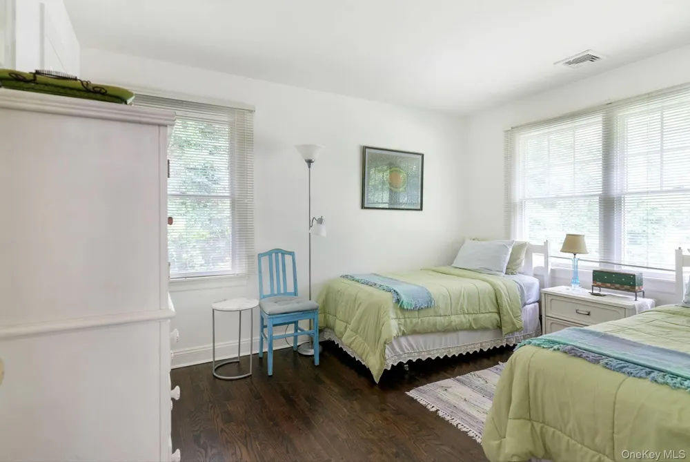 20 Cutter Court East Hampton, NY 11937