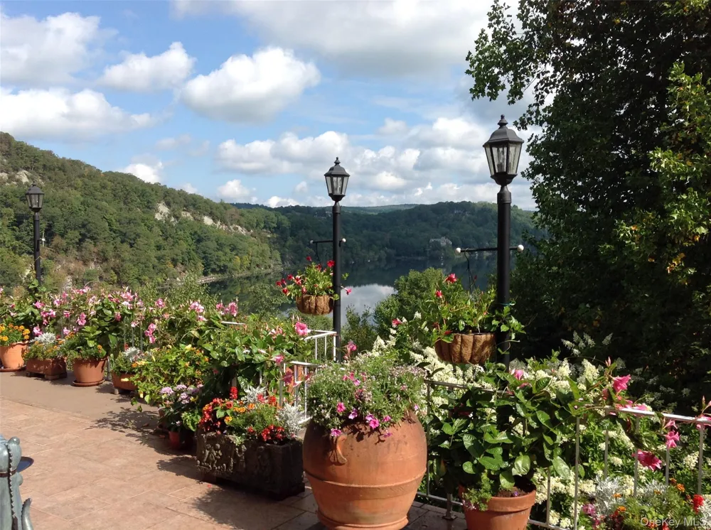 225 E Lake Road Tuxedo Park, NY 10987