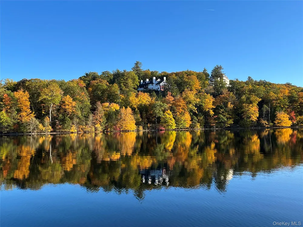 225 E Lake Road Tuxedo Park, NY 10987