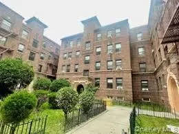 6140 Saunders street #C15