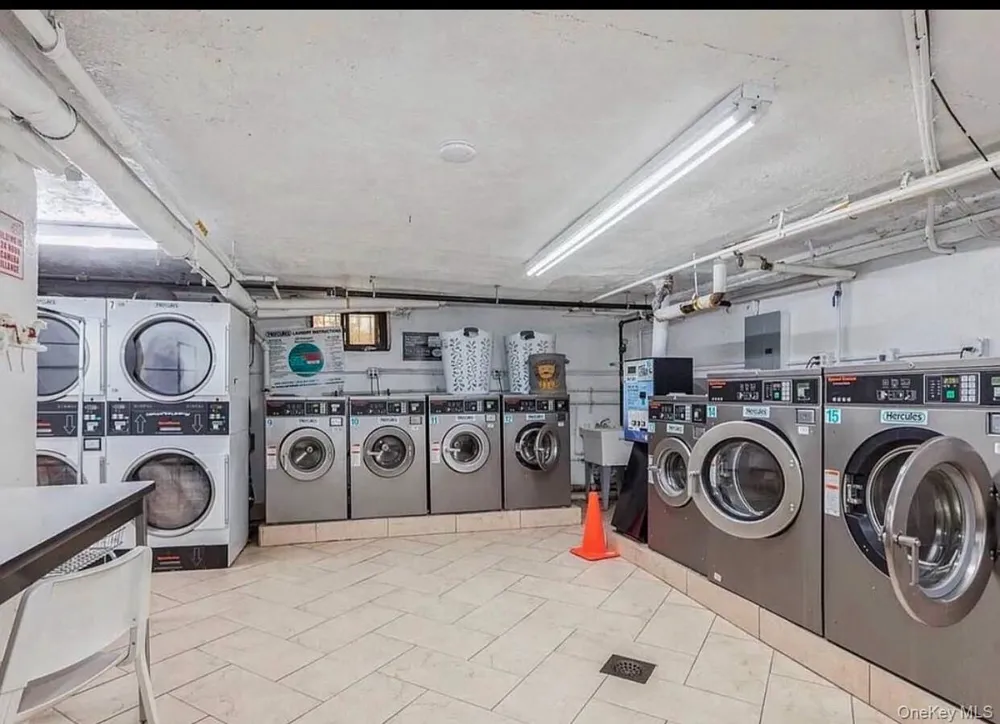 37-21 80TH STREET #4 Jackson Heights, NY 11372