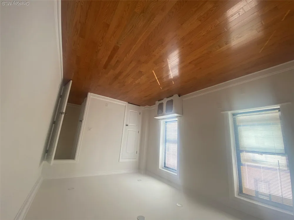 37-21 80TH STREET #4 Jackson Heights, NY 11372