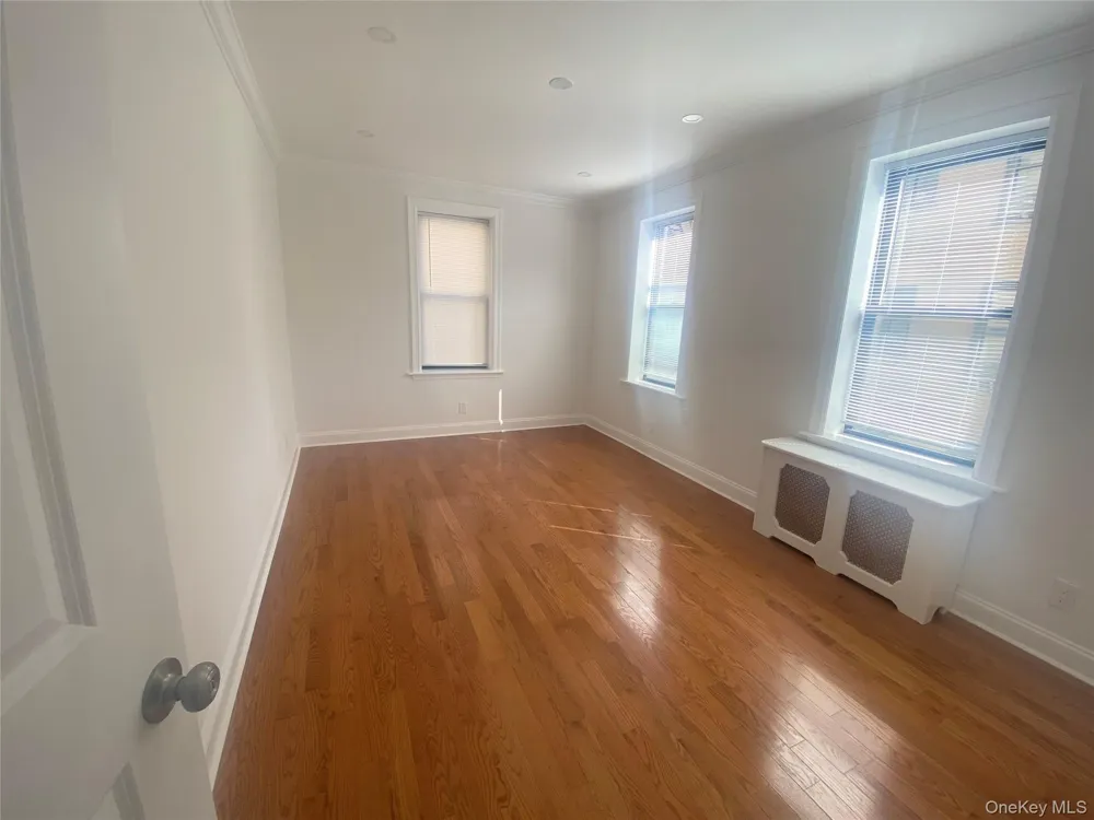 37-21 80TH STREET #4 Jackson Heights, NY 11372