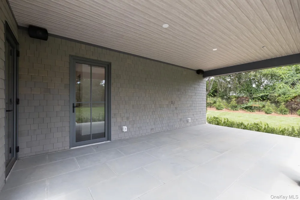 190A South Country Road Remsenburg, NY 11960