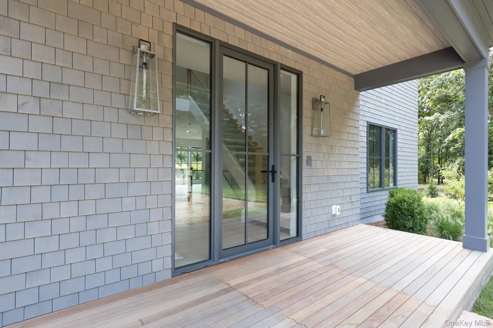 190A South Country Road Remsenburg, NY 11960