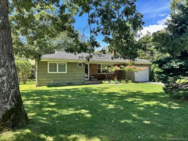 26 Canvasback Lane East Quogue, NY 11942