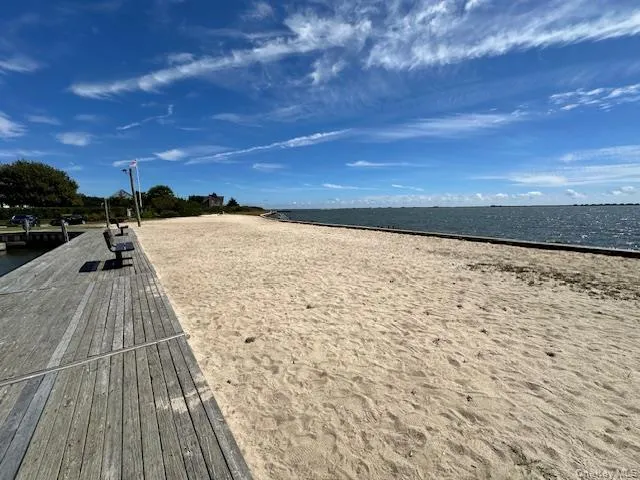26 Canvasback Lane East Quogue, NY 11942
