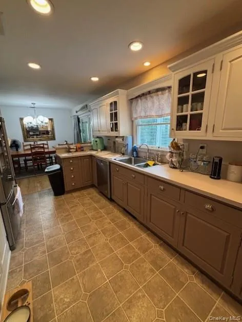 26 Canvasback Lane East Quogue, NY 11942