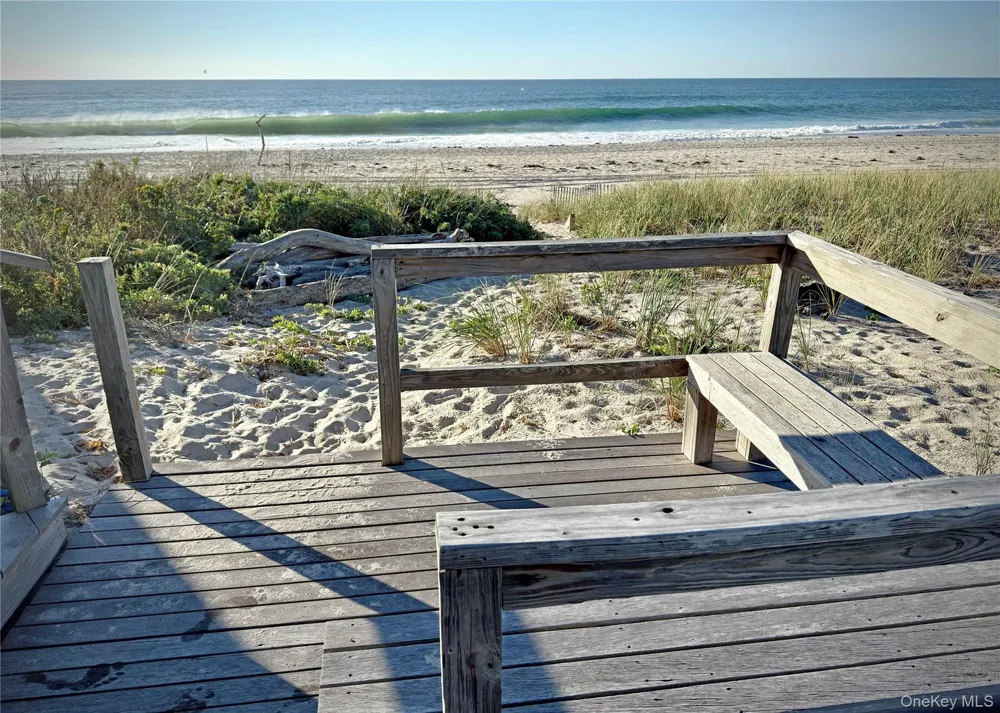 162 Dune Road Quogue, NY 11959
