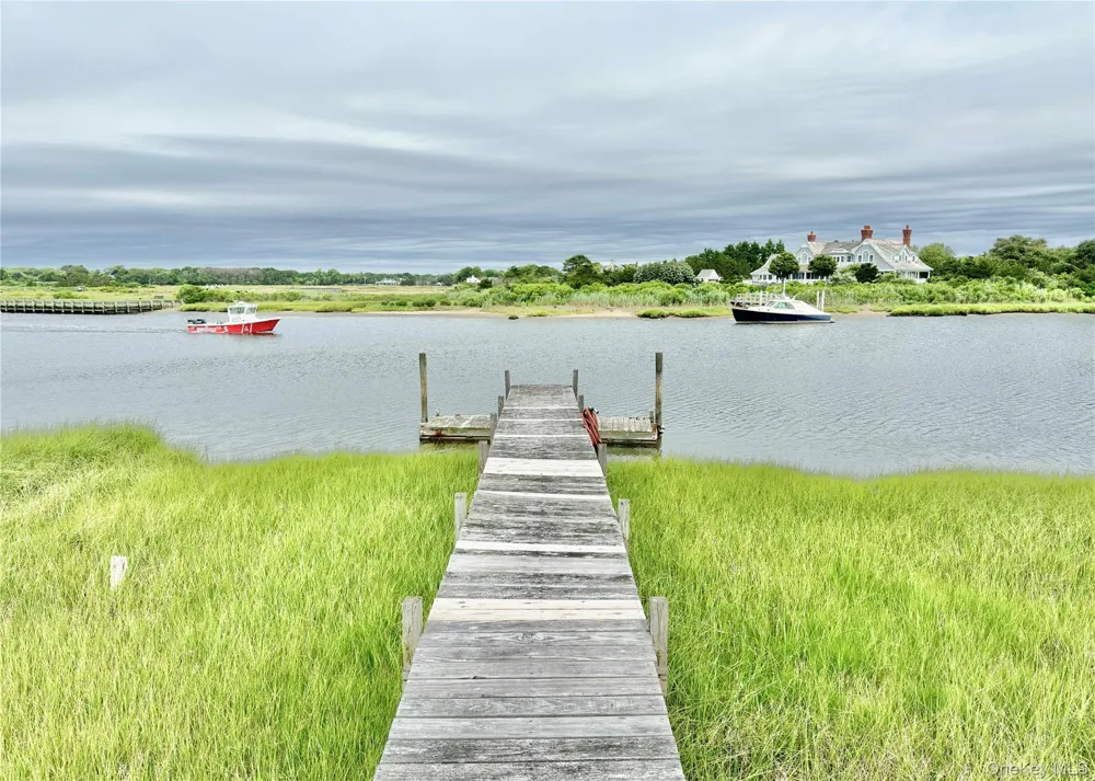 162 Dune Road Quogue, NY 11959