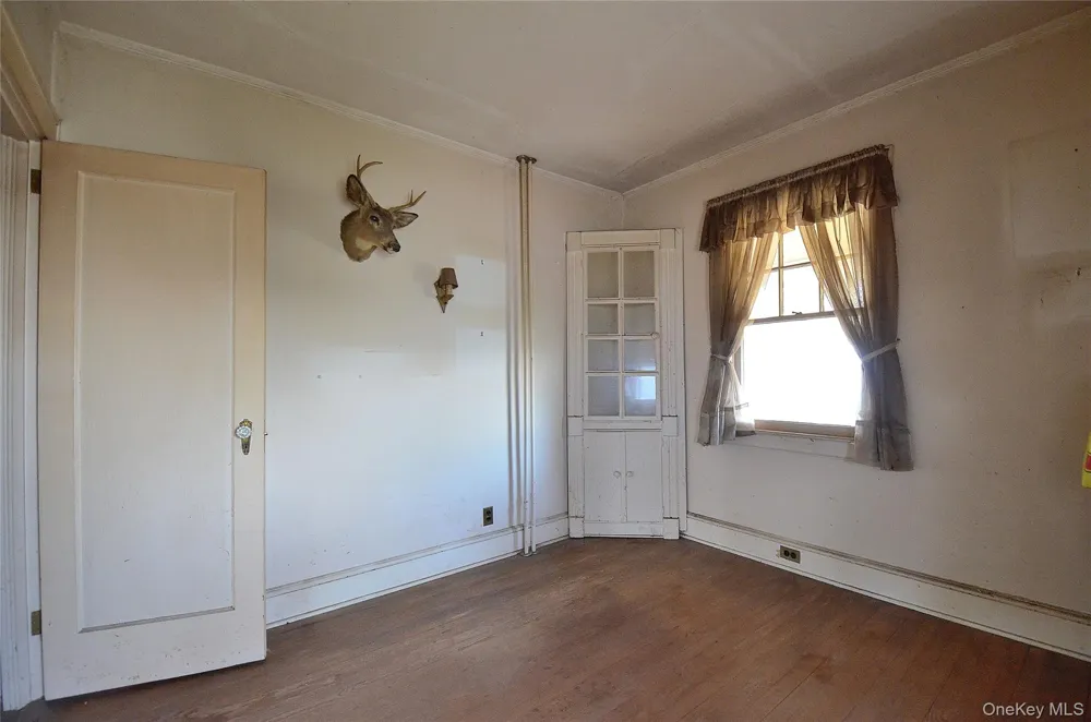2586 Riverside Drive Wantagh, NY 11793
