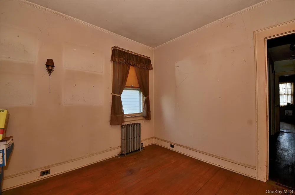 2586 Riverside Drive Wantagh, NY 11793