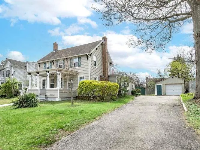 75 Grove Street Glenwood Landing, NY 11547