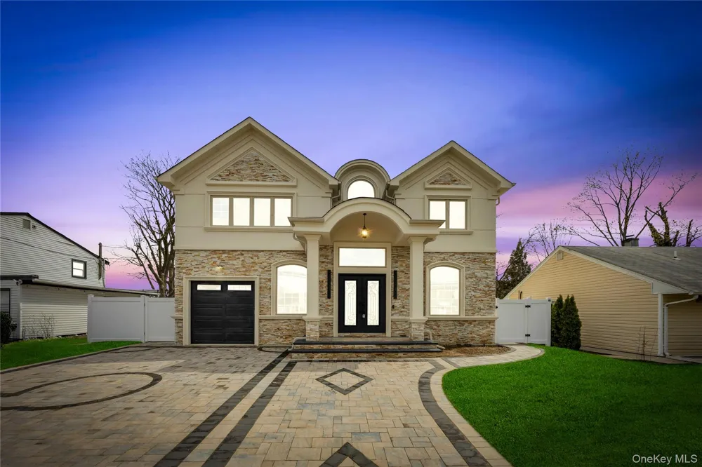157 4th Street Hicksville, NY 11801