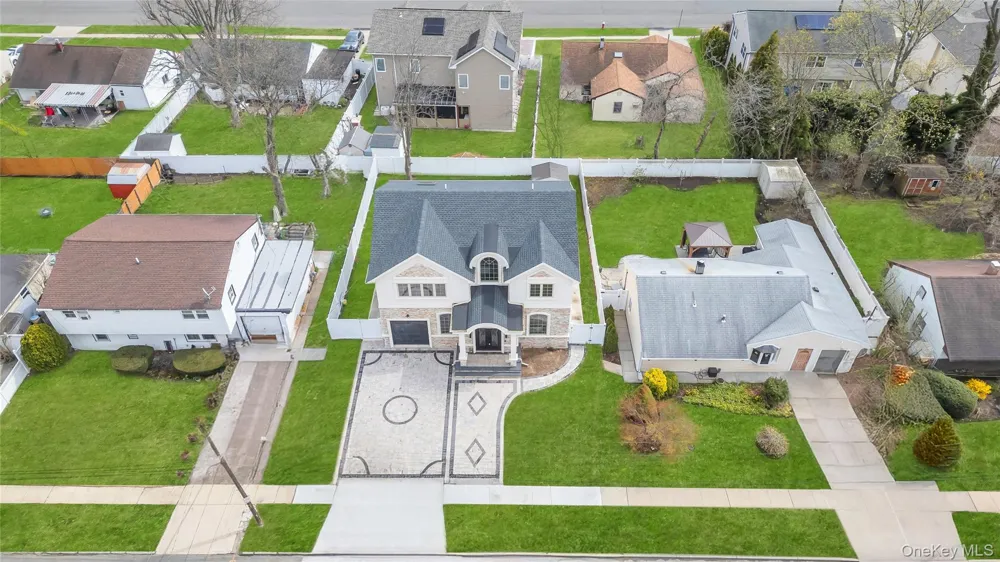 157 4th Street Hicksville, NY 11801