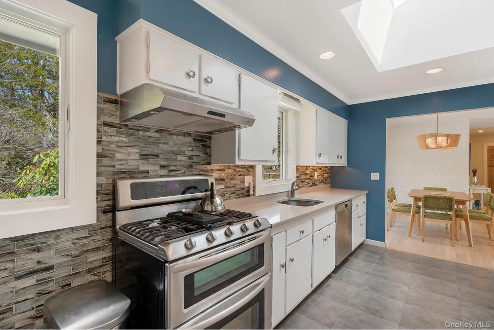 123 Windward East Hampton, NY 11937