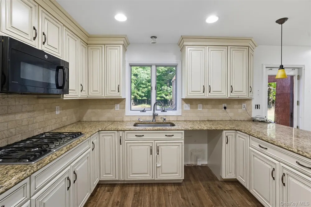 35 Depalma Drive Highland Mills, NY 10930