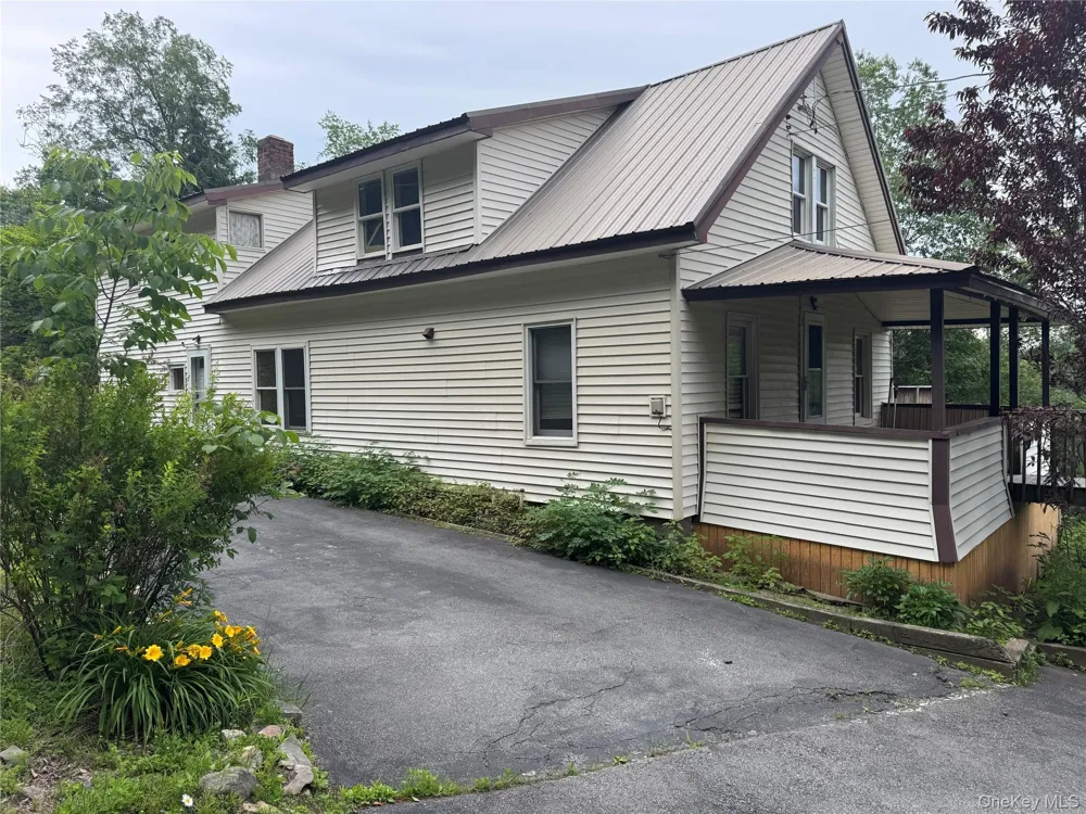 96 White Roe Lake Road Livingston Manor, NY 12758