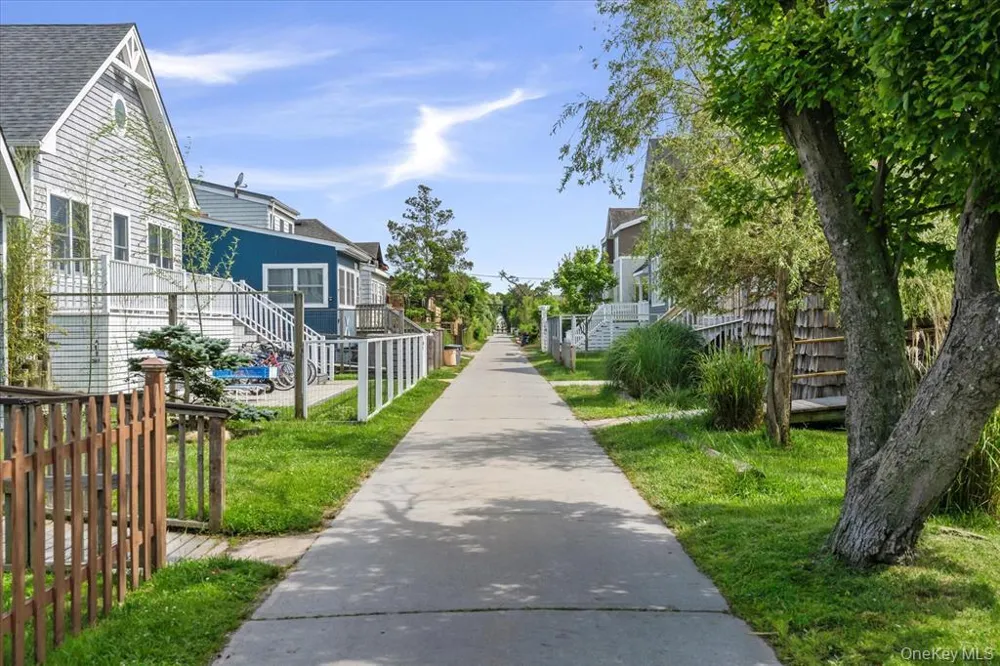 17 Bungalow Walk Ocean Beach, NY 11770