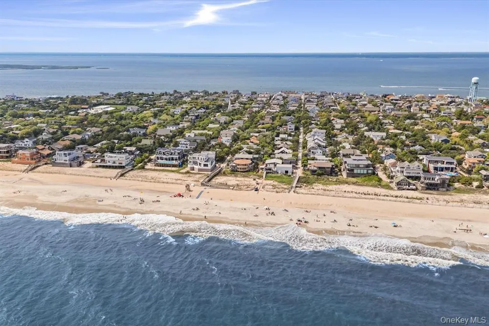 17 Bungalow Walk Ocean Beach, NY 11770