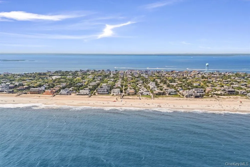 17 Bungalow Walk Ocean Beach, NY 11770