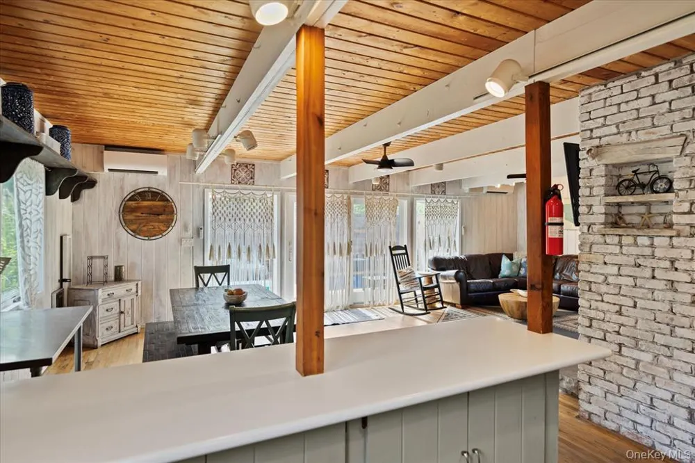 17 Bungalow Walk Ocean Beach, NY 11770
