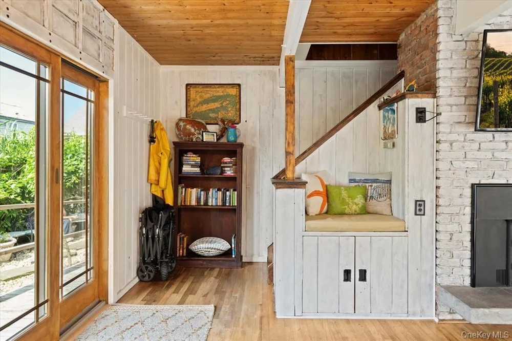 17 Bungalow Walk Ocean Beach, NY 11770