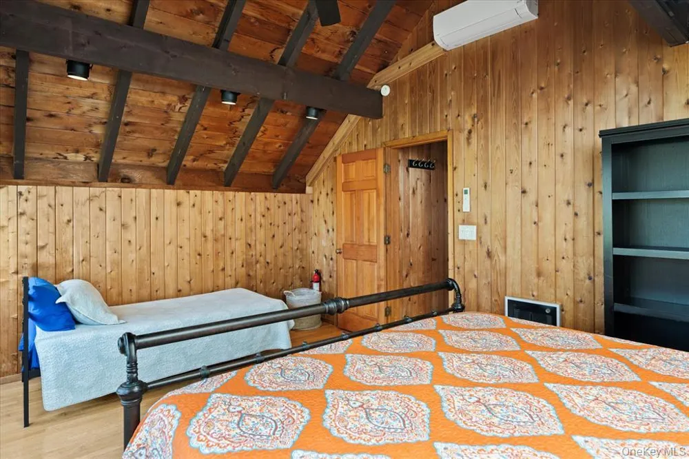 17 Bungalow Walk Ocean Beach, NY 11770
