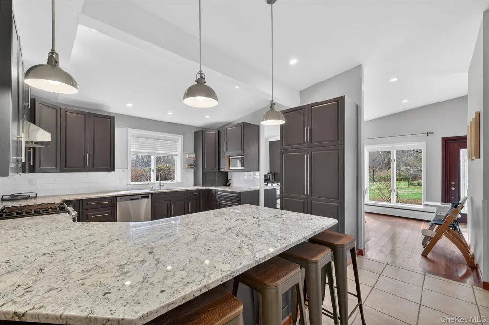 155 Roselawn Road Highland Mills, NY 10930