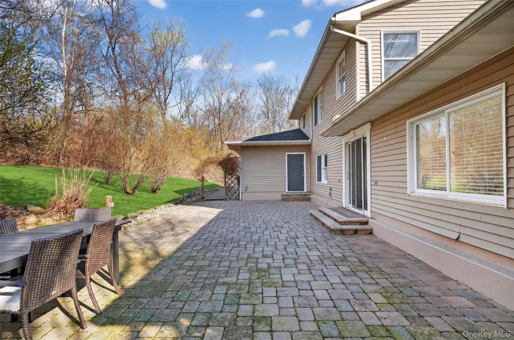 155 Roselawn Road Highland Mills, NY 10930