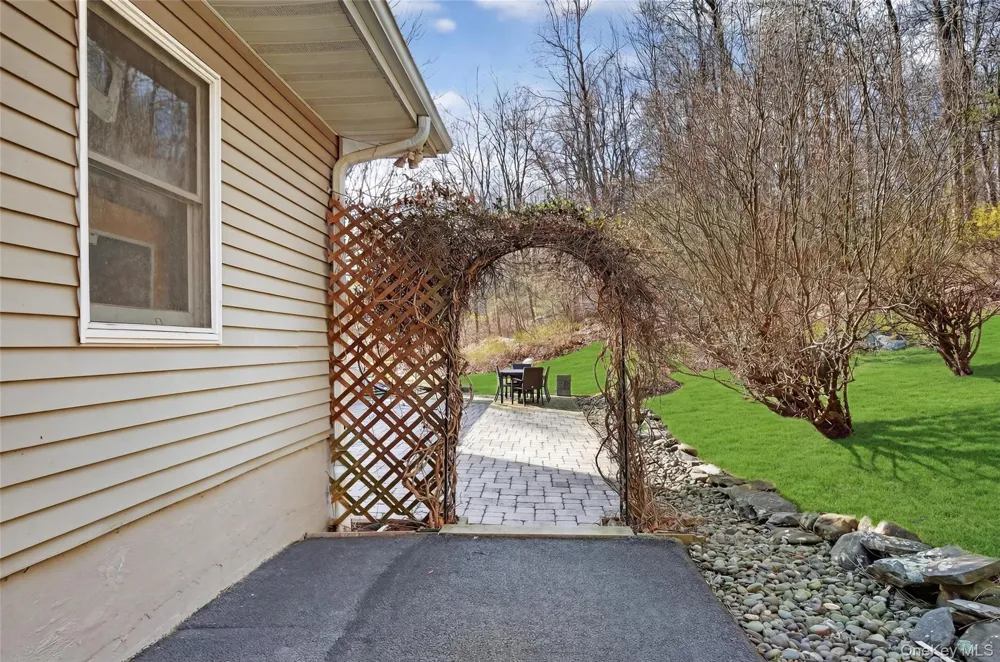 155 Roselawn Road Highland Mills, NY 10930