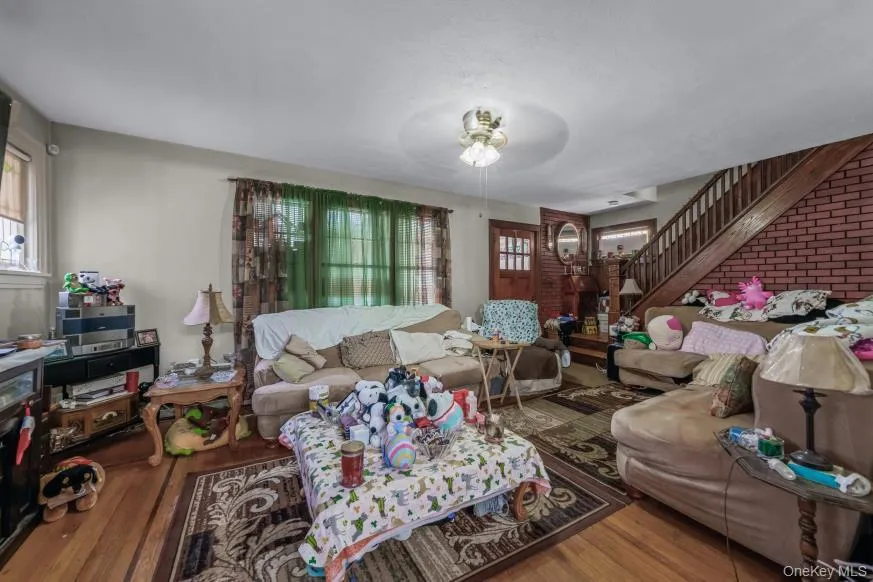 20 Nassau Boulevard Malverne, NY 11565