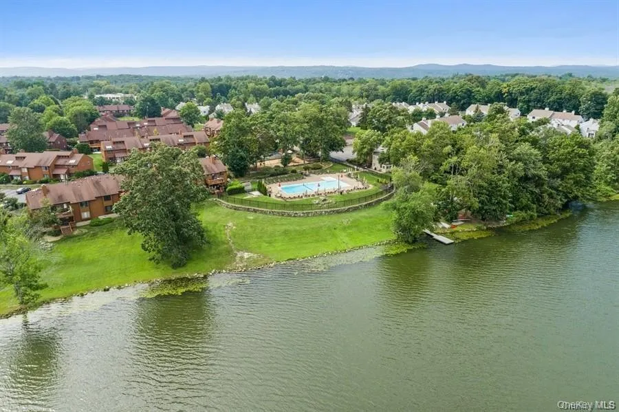 24 Leisure Way Mohegan Lake, NY 10547