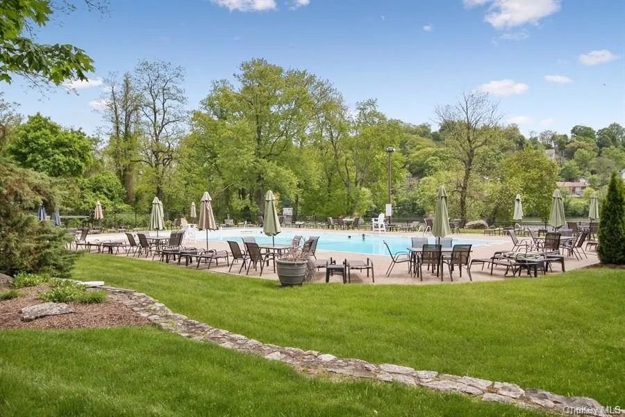 24 Leisure Way Mohegan Lake, NY 10547