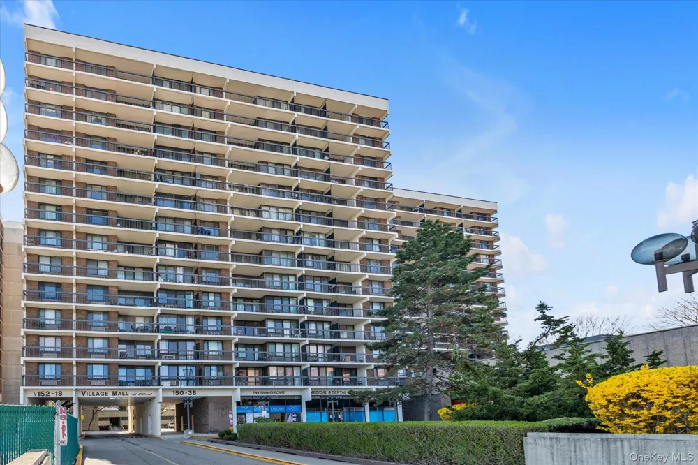 15038 Union Turnpike #2H Flushing, NY 11367