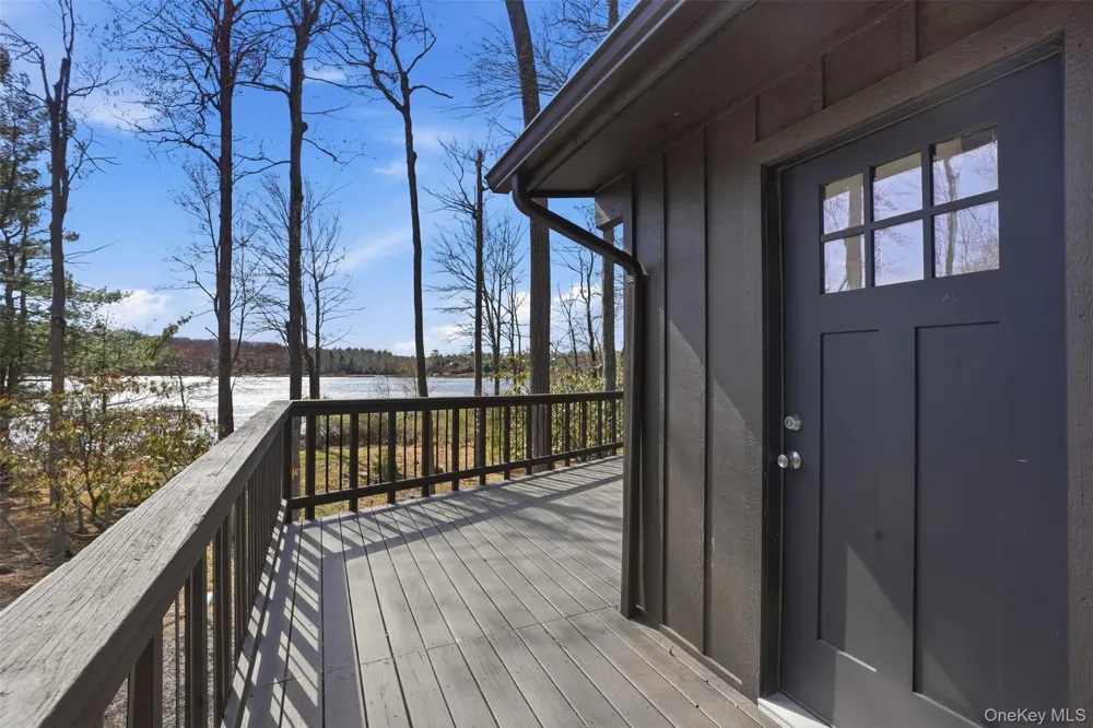 119 Lake Shore Drive W Rock Hill, NY 12775