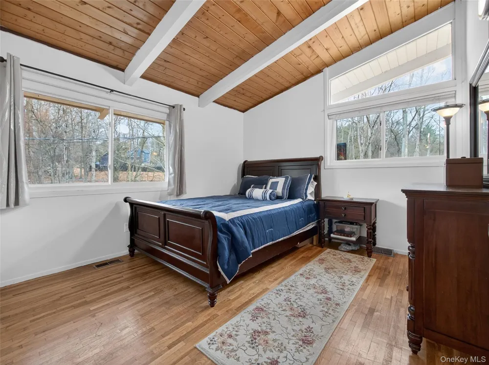 810 Haverstraw Road Suffern, NY 10901