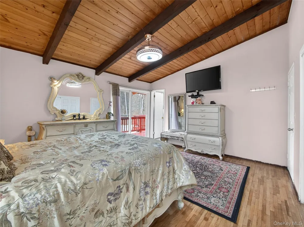 810 Haverstraw Road Suffern, NY 10901
