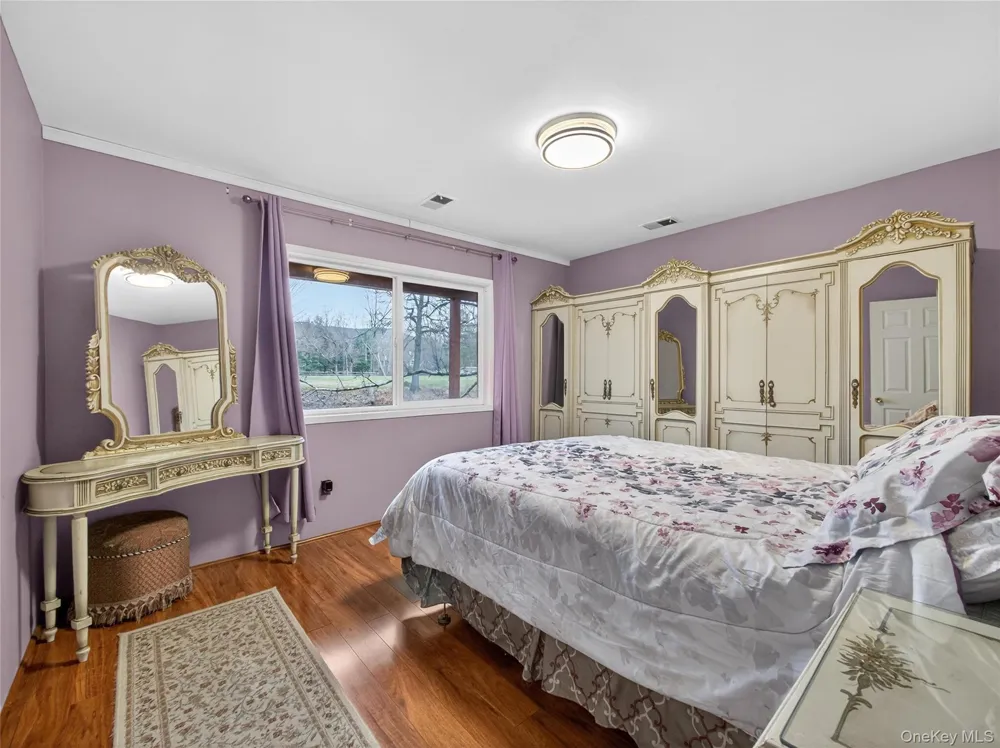 810 Haverstraw Road Suffern, NY 10901